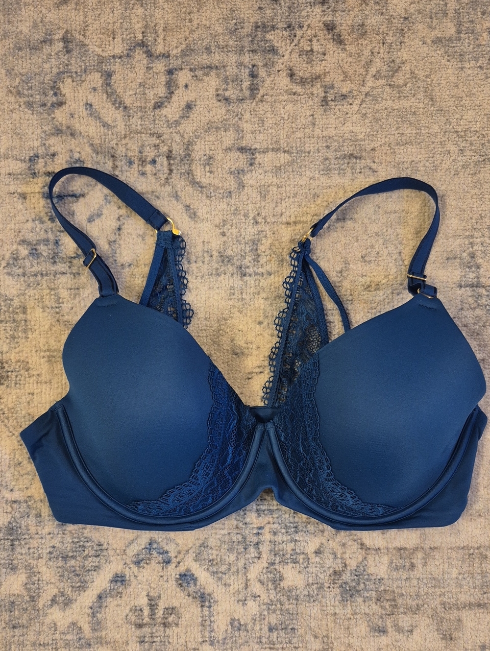 NWOT Soma Embraceable Perfect Coverage J-Hook Bra 36C